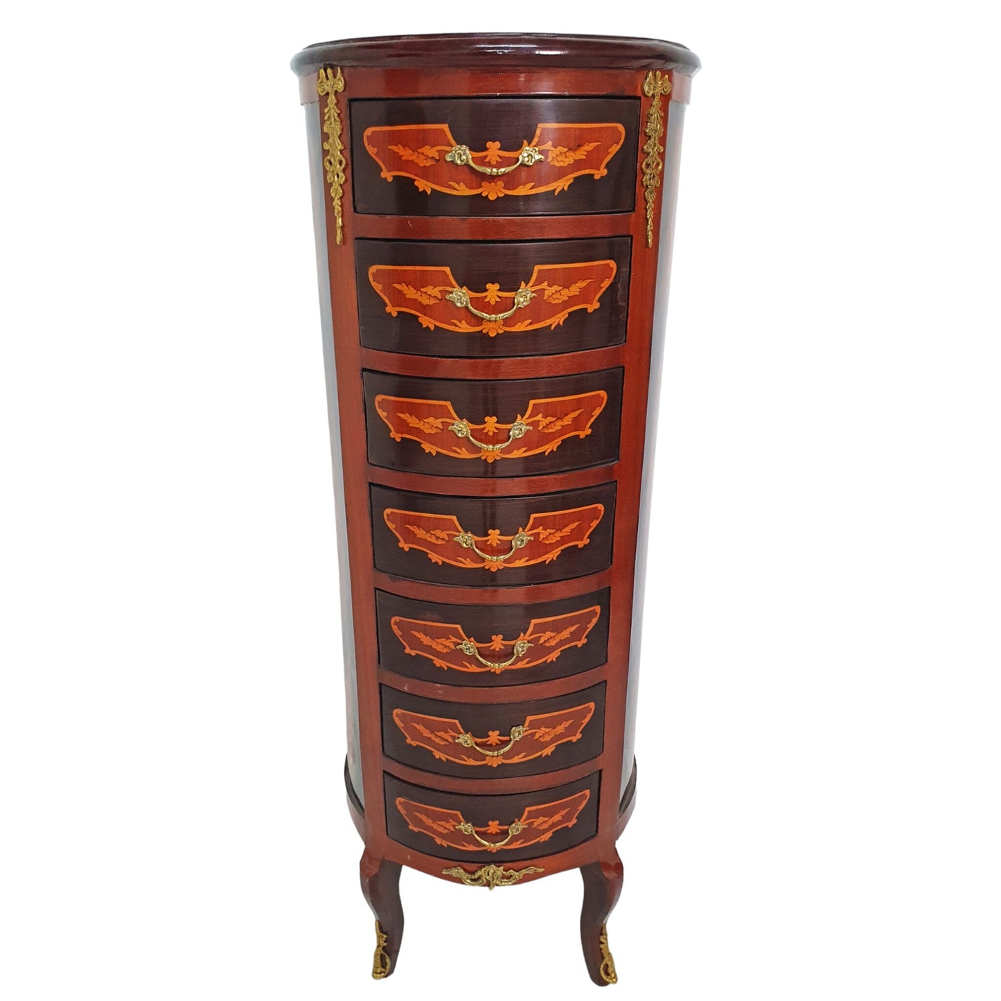 "Impressieve barokke ladekast - Met zijn indrukwekkende omvang en uitbundige ornamenten, straalt deze ladekast een tijdloze elegantie en klasse uit, ideaal voor een vorstelijk interieur."