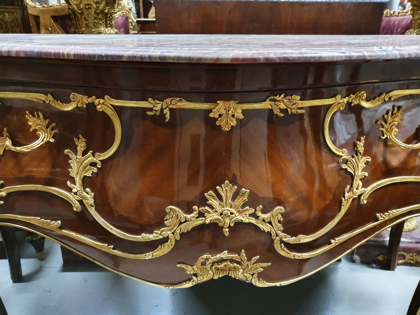 Barok Commode Saint-Denis