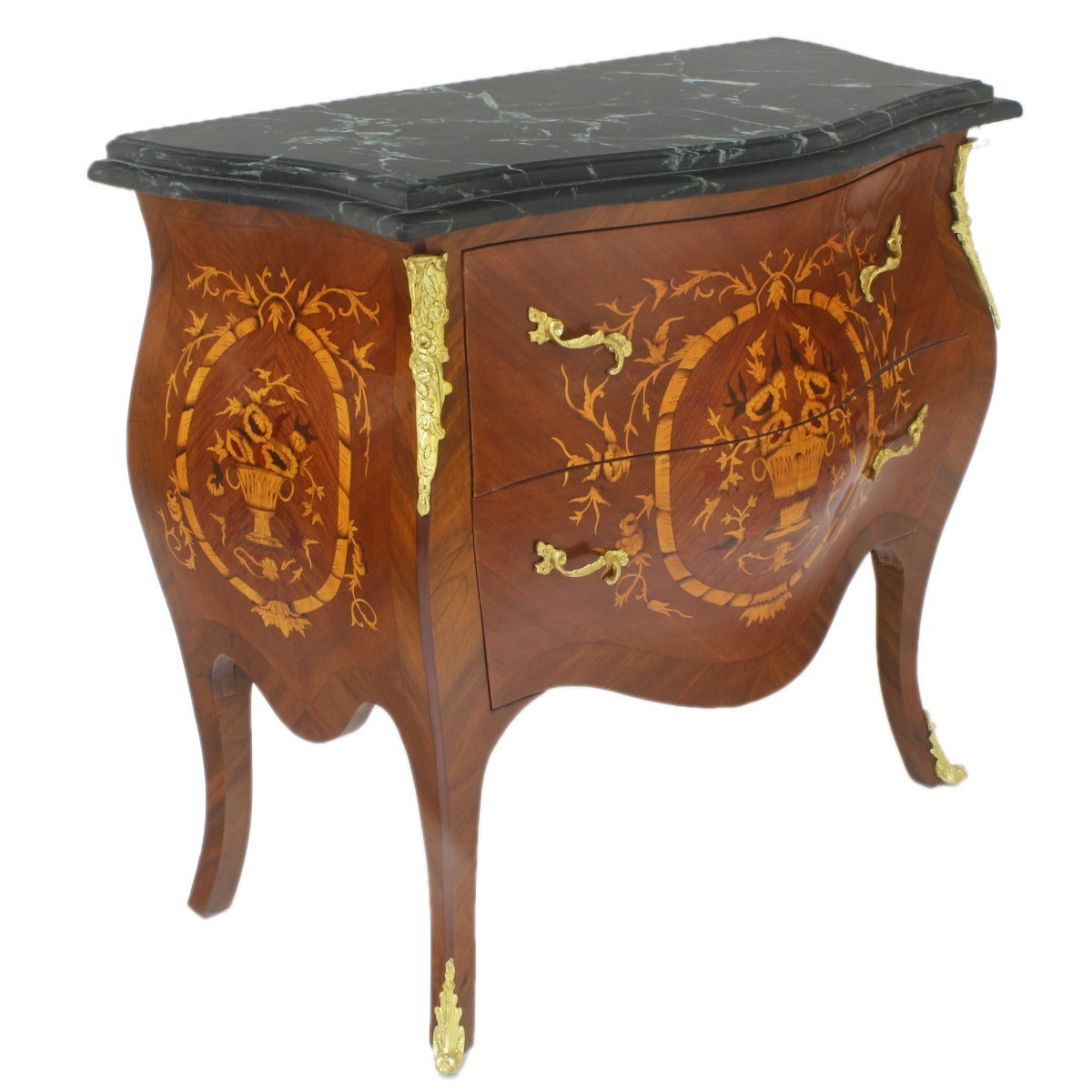 "Klassieke barokke commode - Een tijdloos meubelstuk met sierlijke lijnen en verfijnde details, ideaal voor een traditionele en elegante inrichting."